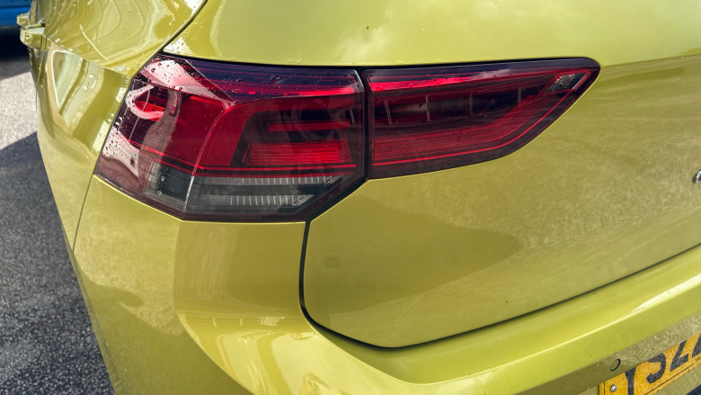 Volkswagen Golf 1.5 eTSI 150 Life 5dr DSG Petrol Hatchback